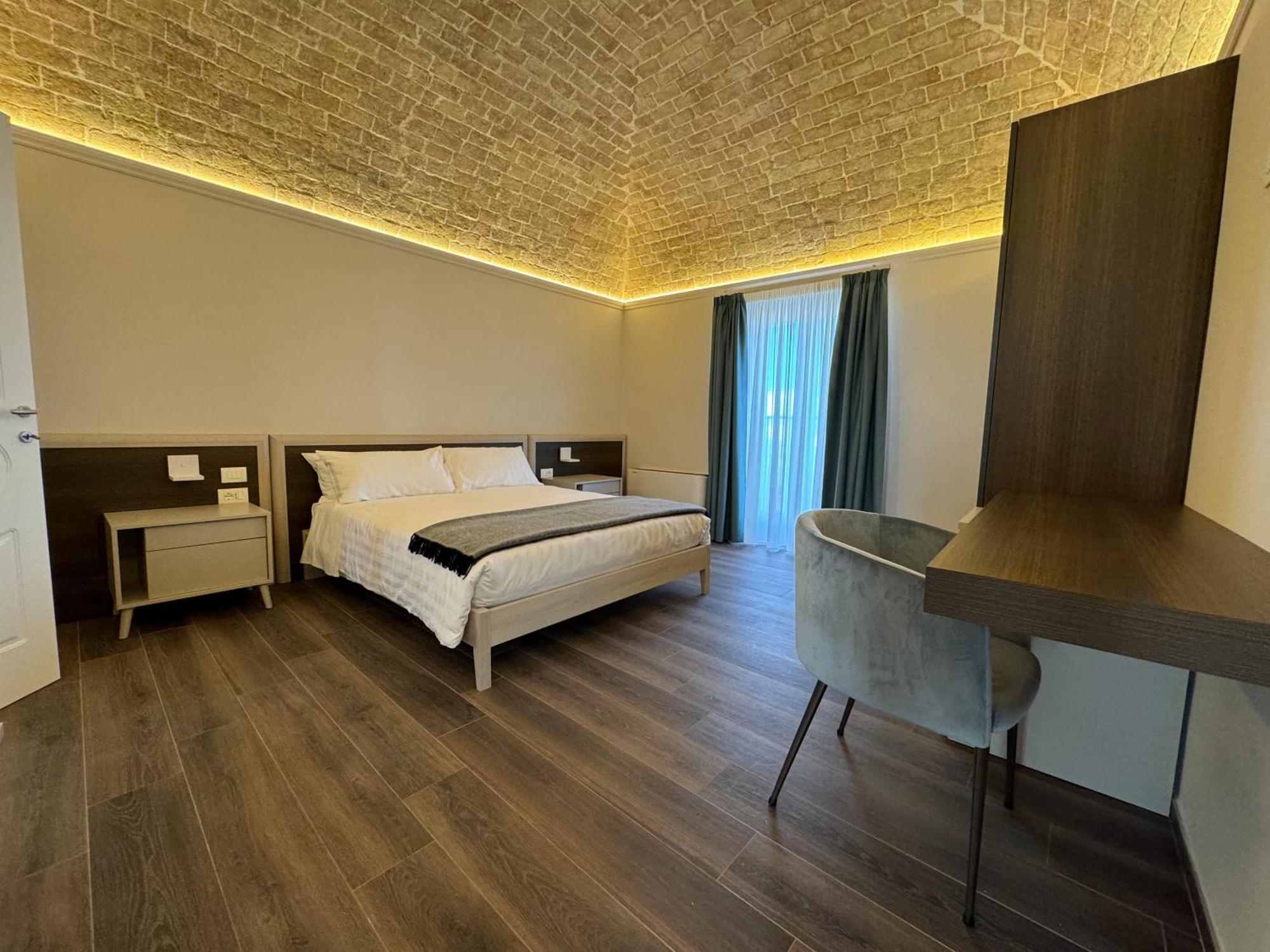 B&B Palazzo Croghan Torremaggiore Exterior photo